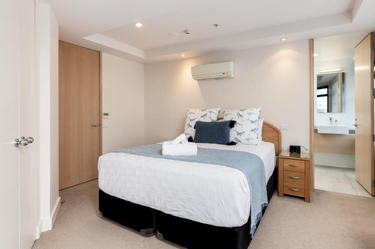 Superb Elevated Views Of Harbour With Heated Pool, Gym & Parking Daire Mount Maunganui Dış mekan fotoğraf