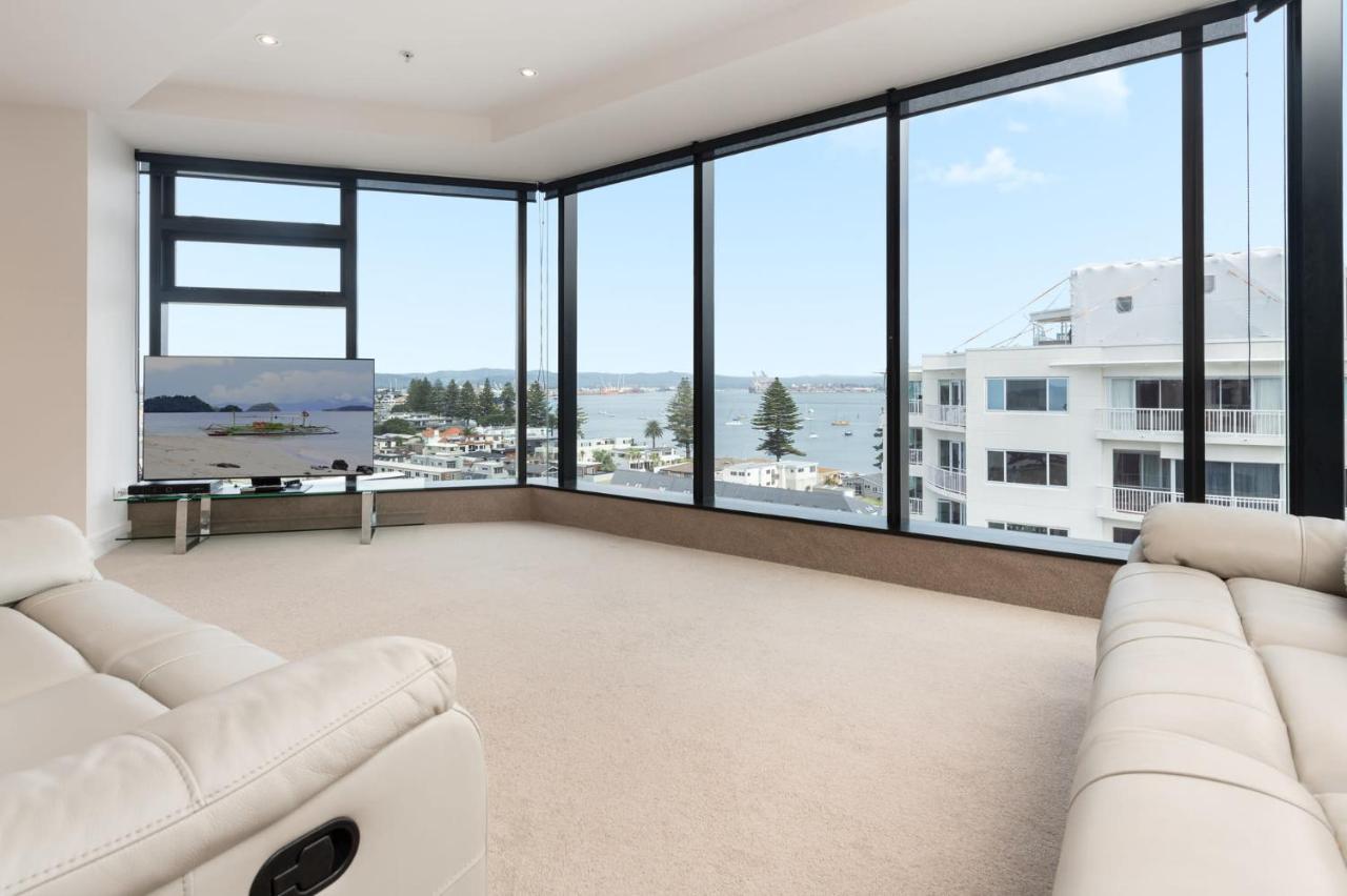 Superb Elevated Views Of Harbour With Heated Pool, Gym & Parking Daire Mount Maunganui Dış mekan fotoğraf