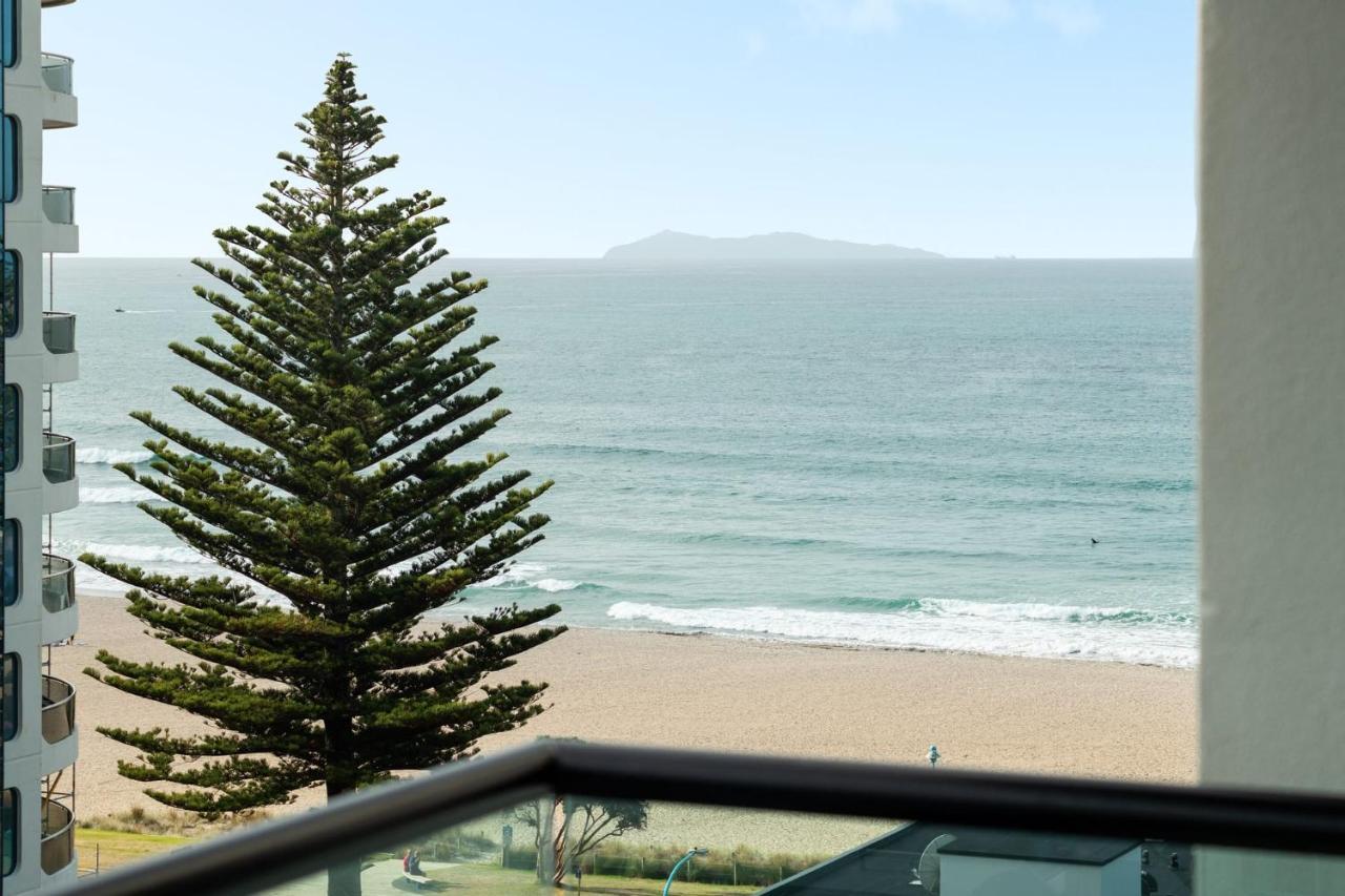 Superb Elevated Views Of Harbour With Heated Pool, Gym & Parking Daire Mount Maunganui Dış mekan fotoğraf