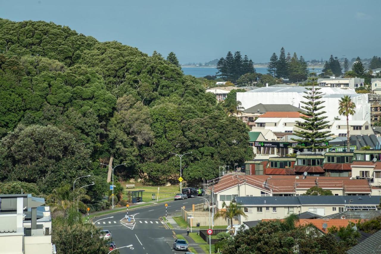 Superb Elevated Views Of Harbour With Heated Pool, Gym & Parking Daire Mount Maunganui Dış mekan fotoğraf